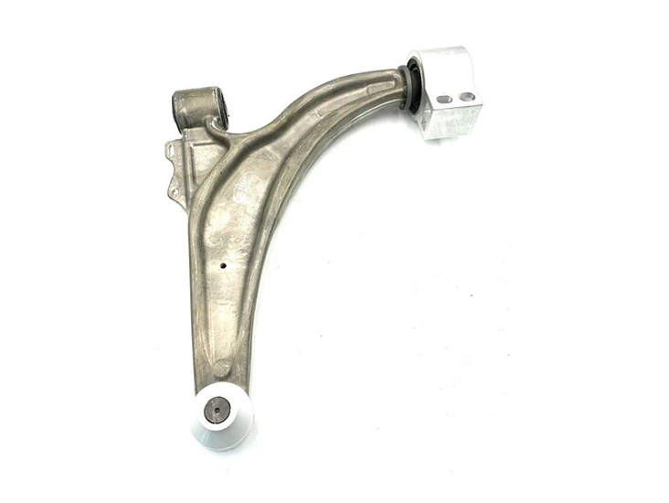 Bandeja Suspens ( El Par) Opel Astra Enjoy 1.4 1.6 2011-2017 2