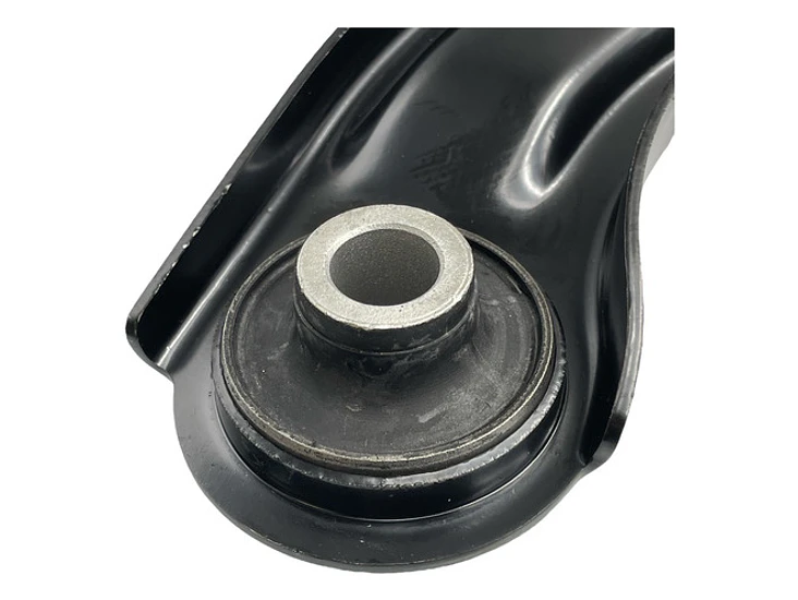 Bandeja Suspensión Suzuki Swift 1.2 2019-2024 ( El Par) 5