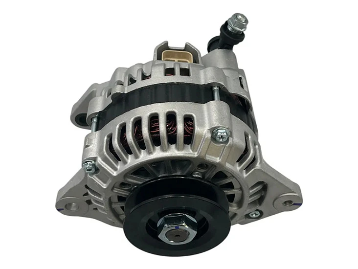 Alternador Para Nissan Terrano D22 2.4  1998-2013 2