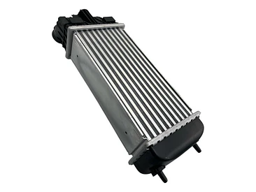 Radiador Intercooler Para Peugeot 301 1.6 2013 - 2017 2