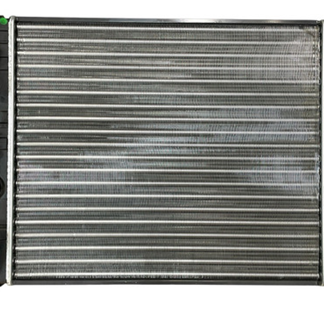 Radiador Motor Para Renault Clio 1.6 2000 - 2008 2