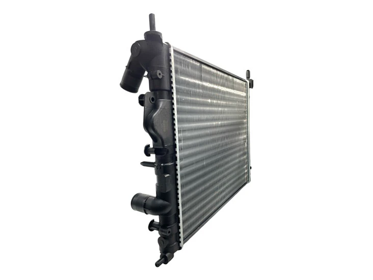 Radiador Motor Para Renault Clio 1.6 2000 - 2008 7