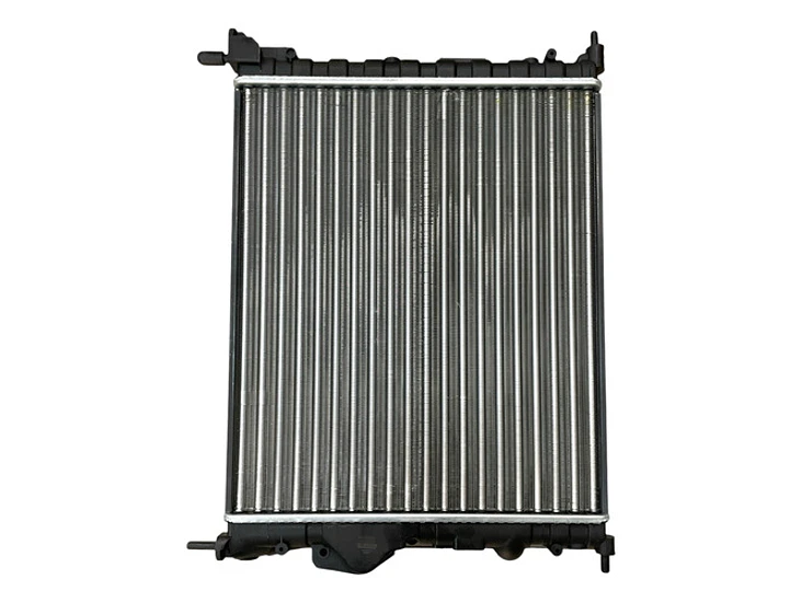 Radiador Motor Para Renault Clio 1.6 2000 - 2008 4