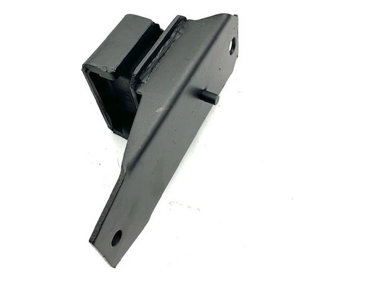 Soporte Motor Izquierdo Isuzu Nkr 2.8  3.1  1994-2007 4