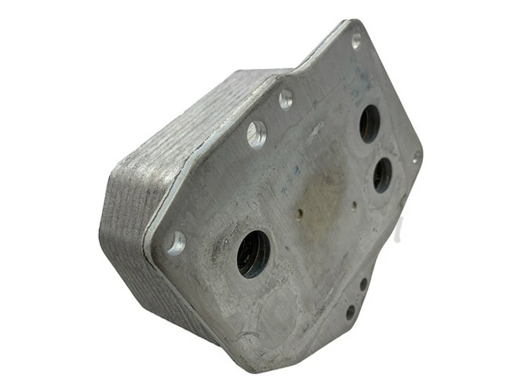 Enfriador Aceite Para Mazda Bt50 2.2 3.2 2013-2020 4