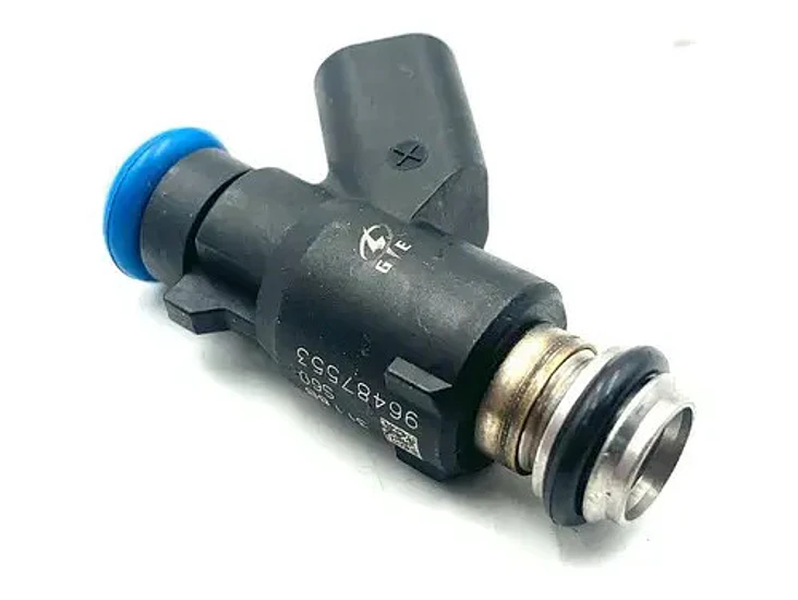 Inyector Combustible Chevrolet Aveo 1.4 16v 2011-2017 1