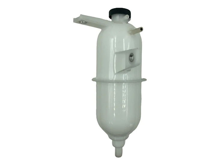 Deposito Agua Aux Radiad Toyota Hilux 2.5 2005-2015 Con Tapa 1