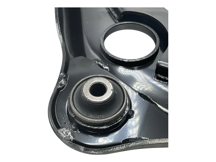 Bandeja Suspensión Nissan Kicks 1.6 2016-2024 (par) 9