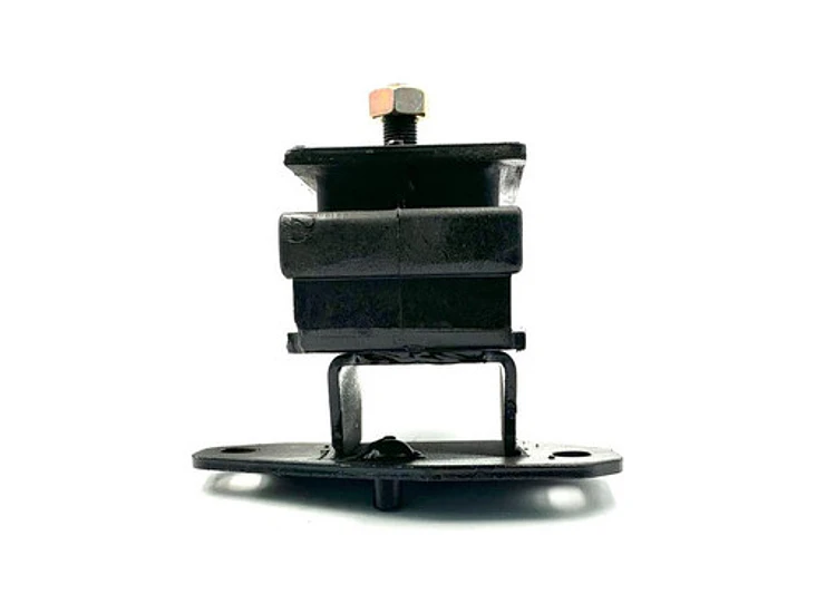 Soporte Motor Derecho Isuzu Npr Nqr 5.2 2008-2020 6