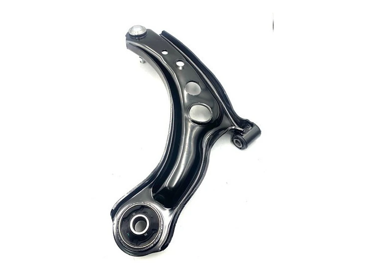 Bandeja Suspensión Derecha Toyota New Yaris 1.5 2017-2021  3