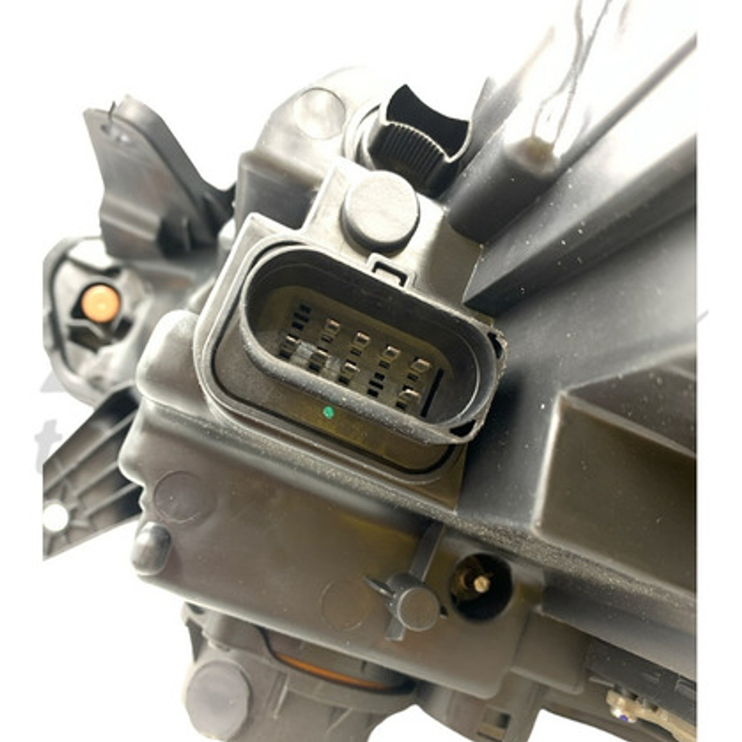 Óptico Derecho Chery Tiggo 7 Pro 1.5 2021-2023 (borde Negro) Derecho 5