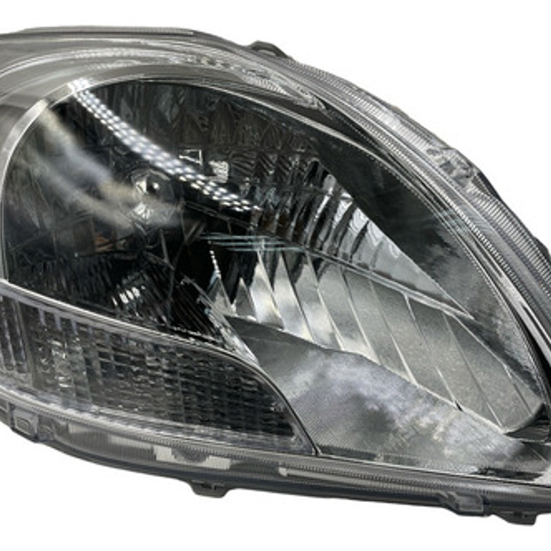 Optico Del Derecho Yaris 2006 - 2013 1.3 Derecho 9