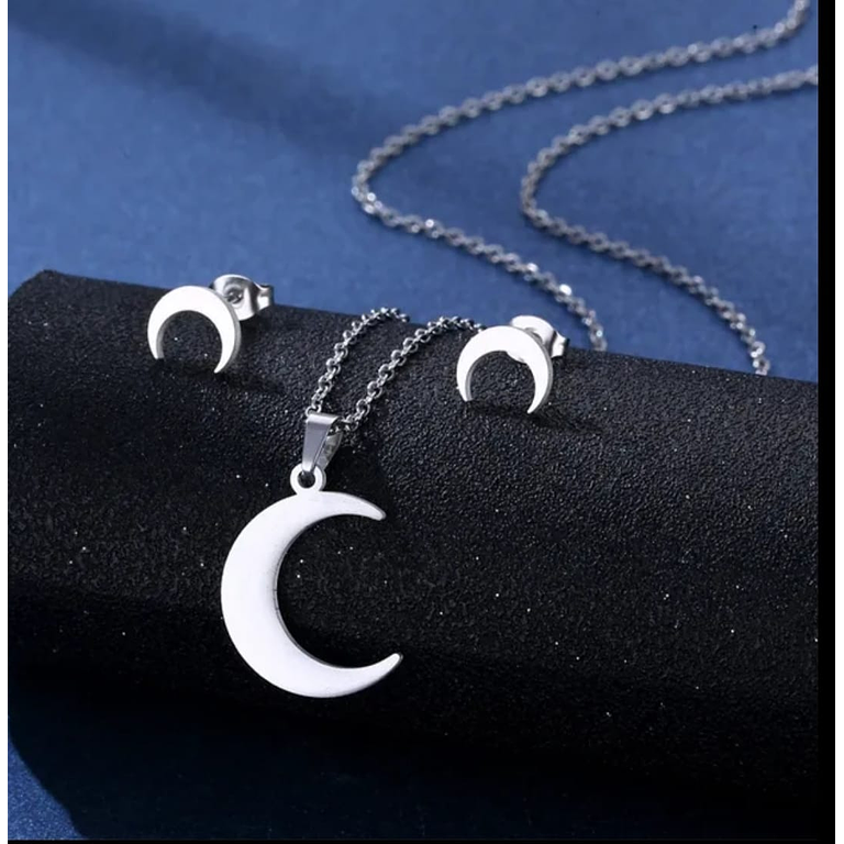 Juego de Aretes y Collar en acero Diseño de Luna