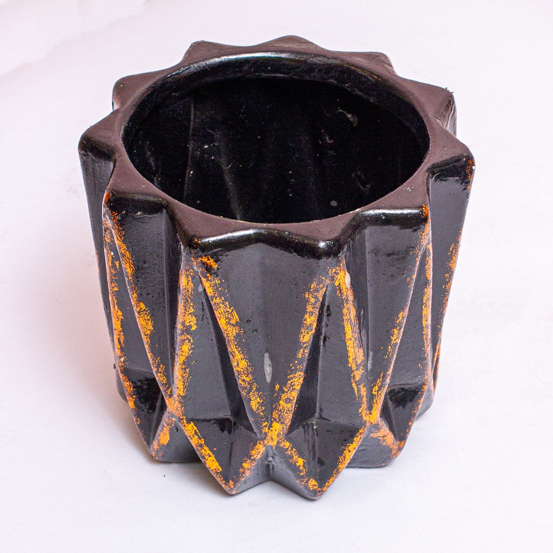 Matera Negra Con Lineas Doradas 2