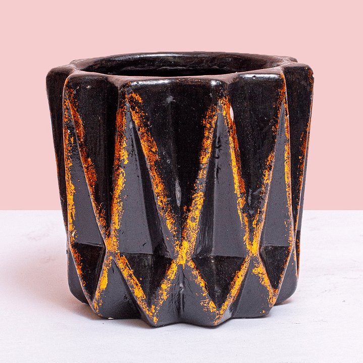 Matera Negra Con Lineas Doradas 1