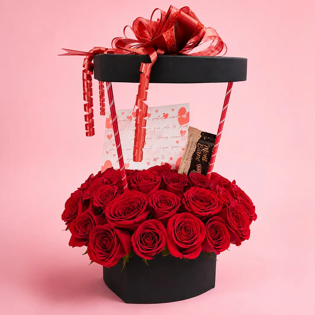 Arreglo Floral De Rosas Diseño Corazón Moments 1