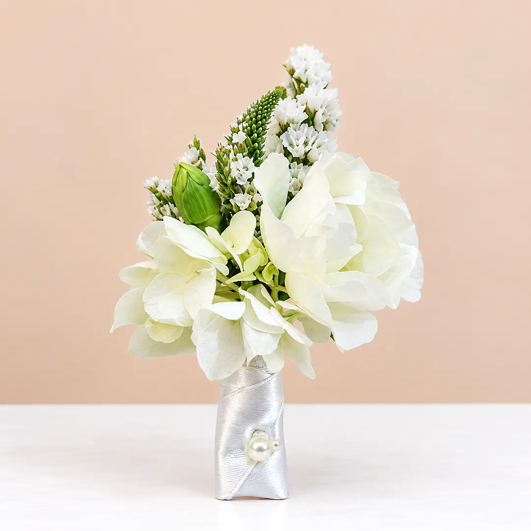 Ramo de Novia Tiana – Jardín Encantado + Prendedor Floral para Novio 3
