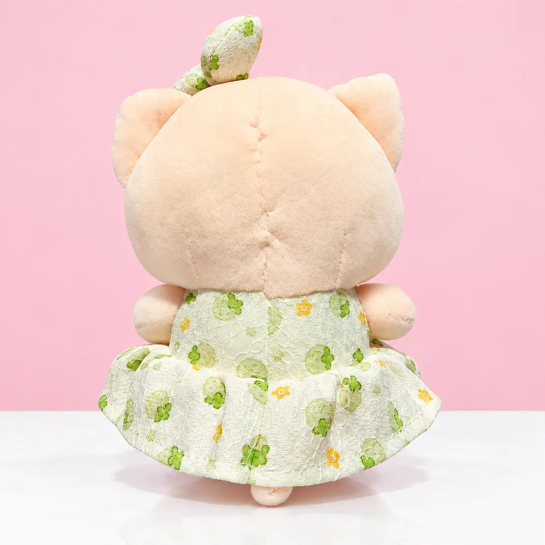 🐷🎀 Cerdita de Peluche con Vestido Floral – Dulce y Encantadora 💕 3