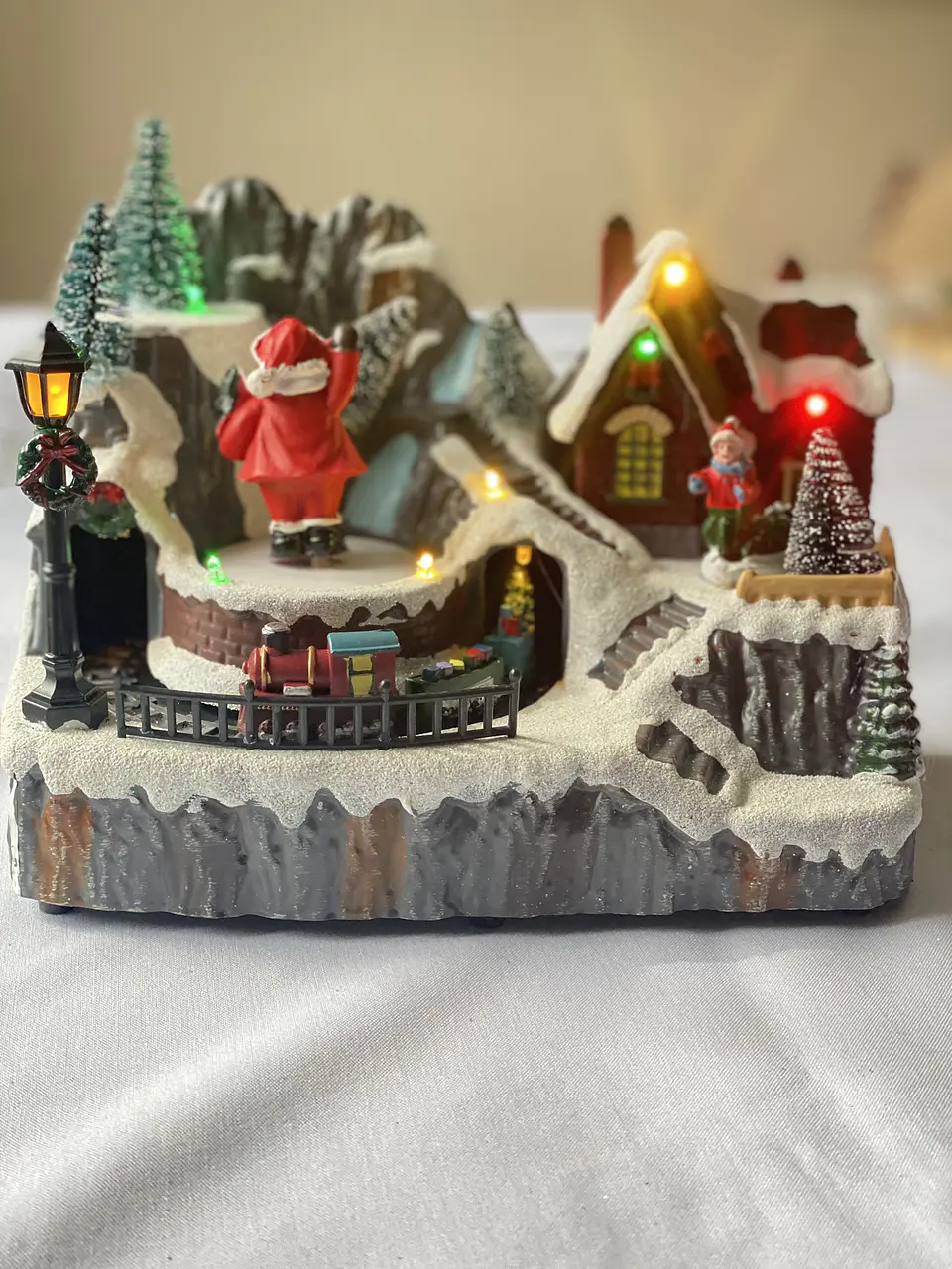 Villa Musical Navideña Pascuero con Luz LED 4
