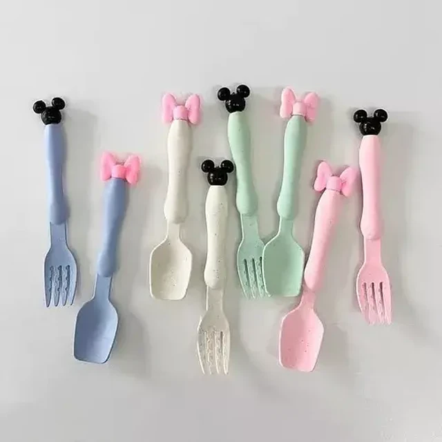 Kit de Cubiertos Infantiles Diseño Minnie con Estuche