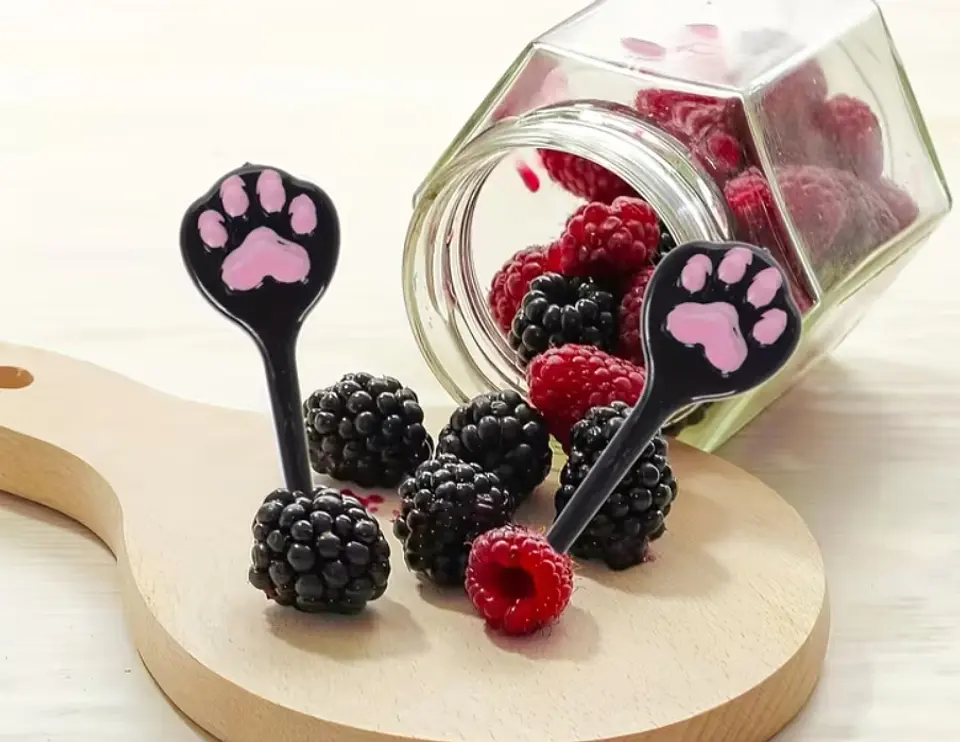 Set 8 Pinchos Kawaii Pata de Gato 1