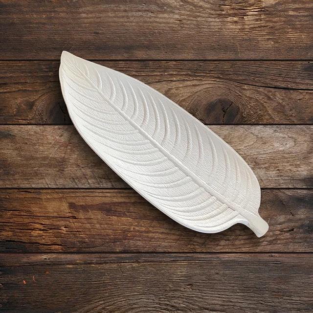 Hoja Decorativa de Madera Blanca 46x18 cm