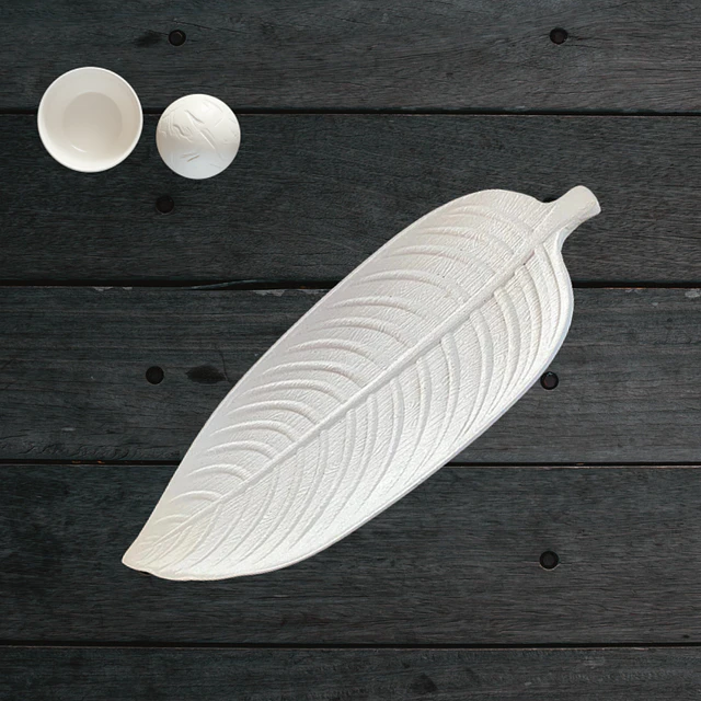 Hoja Decorativa de Madera Blanca 46x18 cm