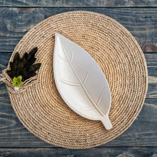 Hoja Decorativa de Madera Blanca 28 cm