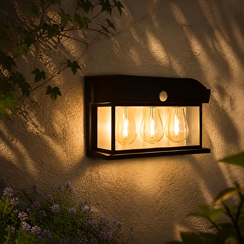 Foco Solar Triple de Pared con Sensor de Movimiento 4