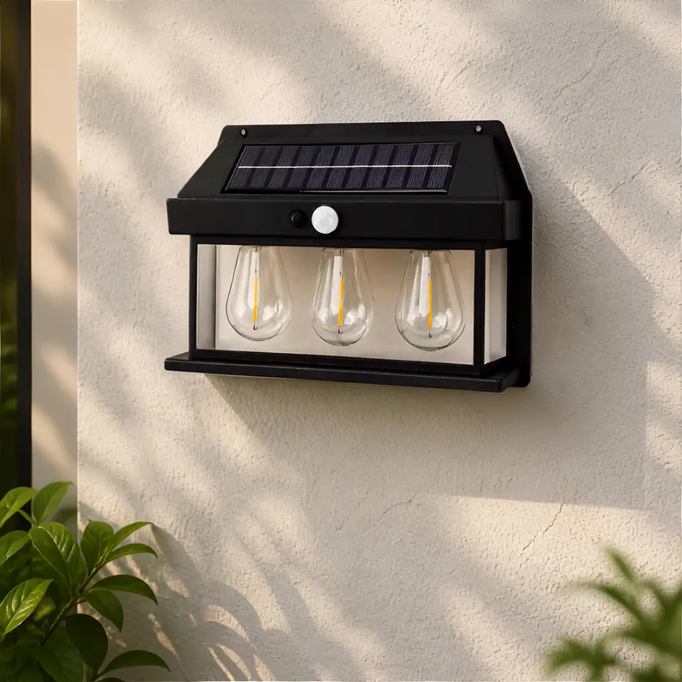 Foco Solar Triple de Pared con Sensor de Movimiento 3