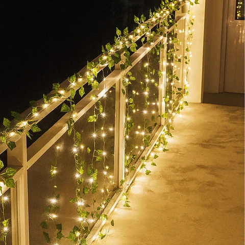 Cascada Solar Decorativa de Hojas con Luz LED Cálida