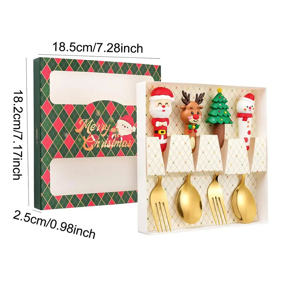Set Navideño 2 Cucharas y 2 Tenedores Dorados con Caja de Regalo 3