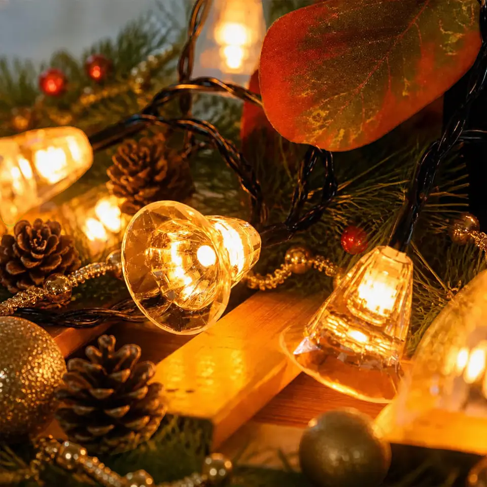 Guirnalda Solar Campanas Navideñas LED 4,5 Metros 1