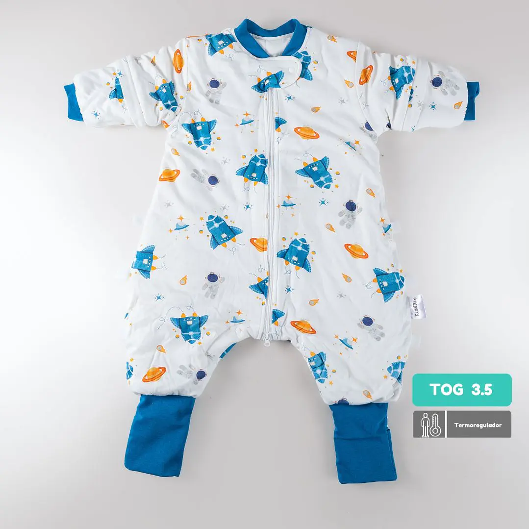 Saquito de dormir Termorregulador Tog 3.5 talla 6 a 18 meses Aventura Cósmica Enterito 1
