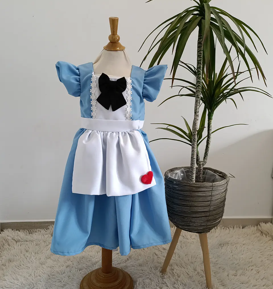 Vestido Alice no país das maravilhas  3