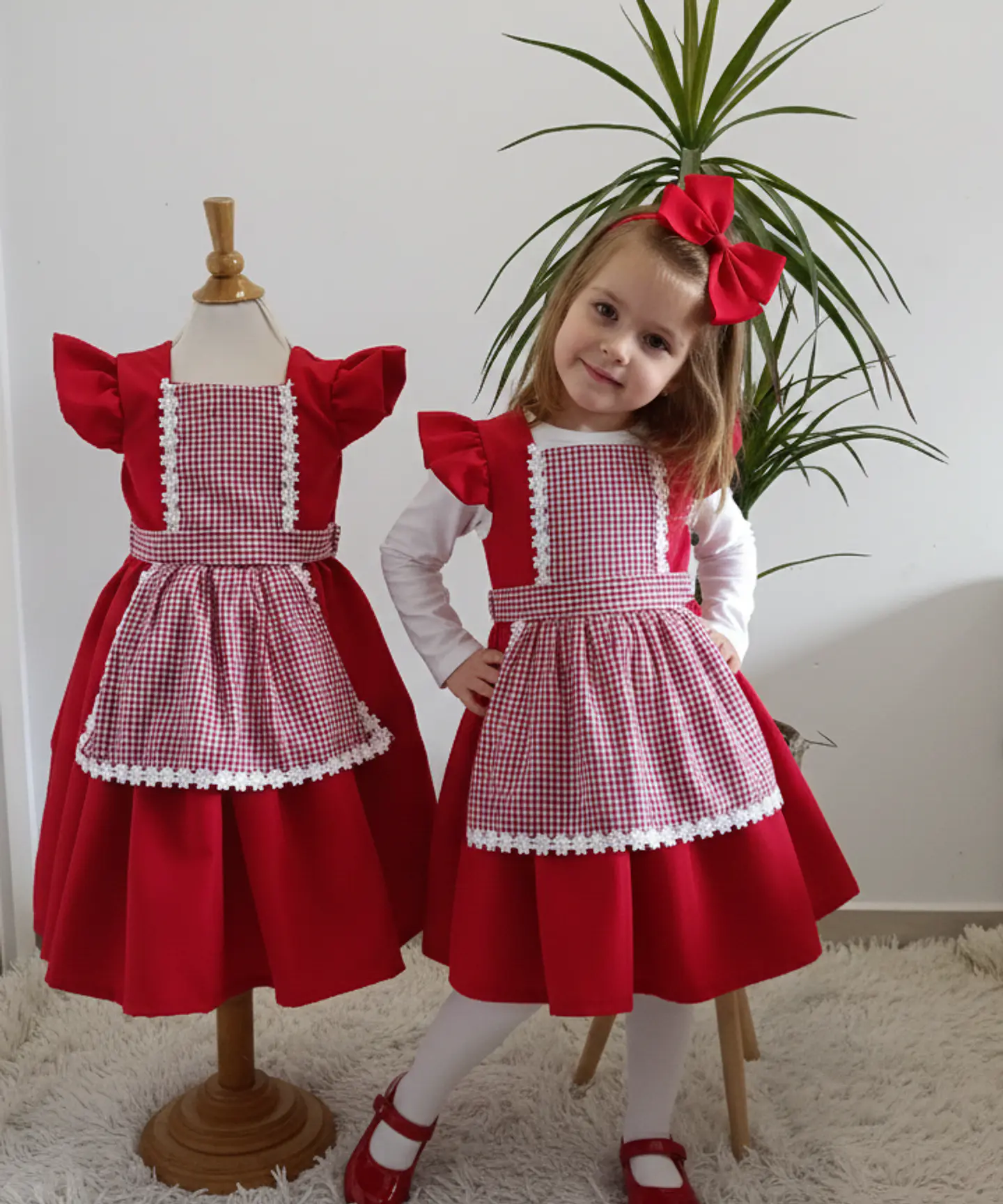 Vestido Capuchinho vermelho/Fazendeira  1