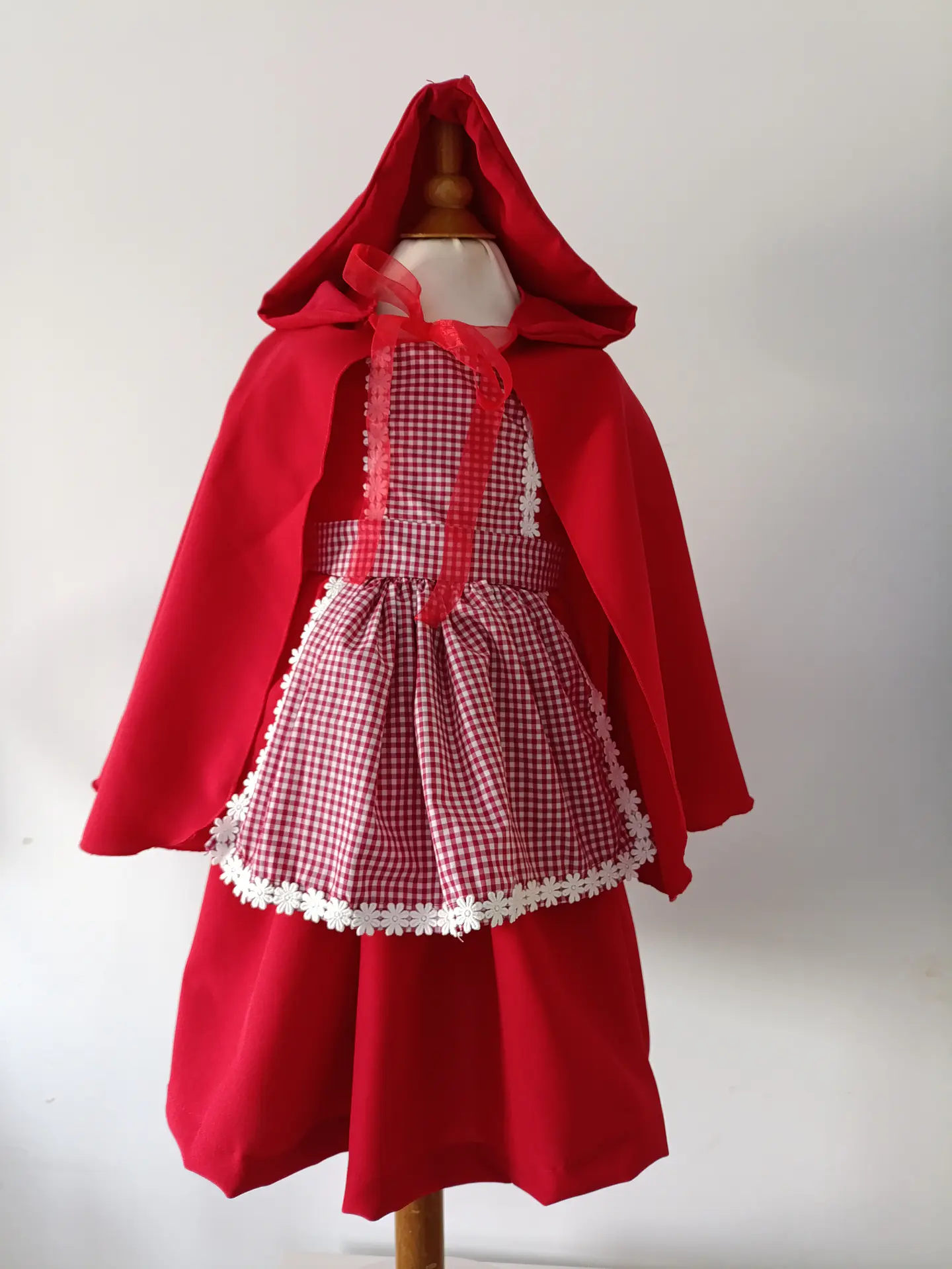 Vestido Capuchinho vermelho/Fazendeira  4