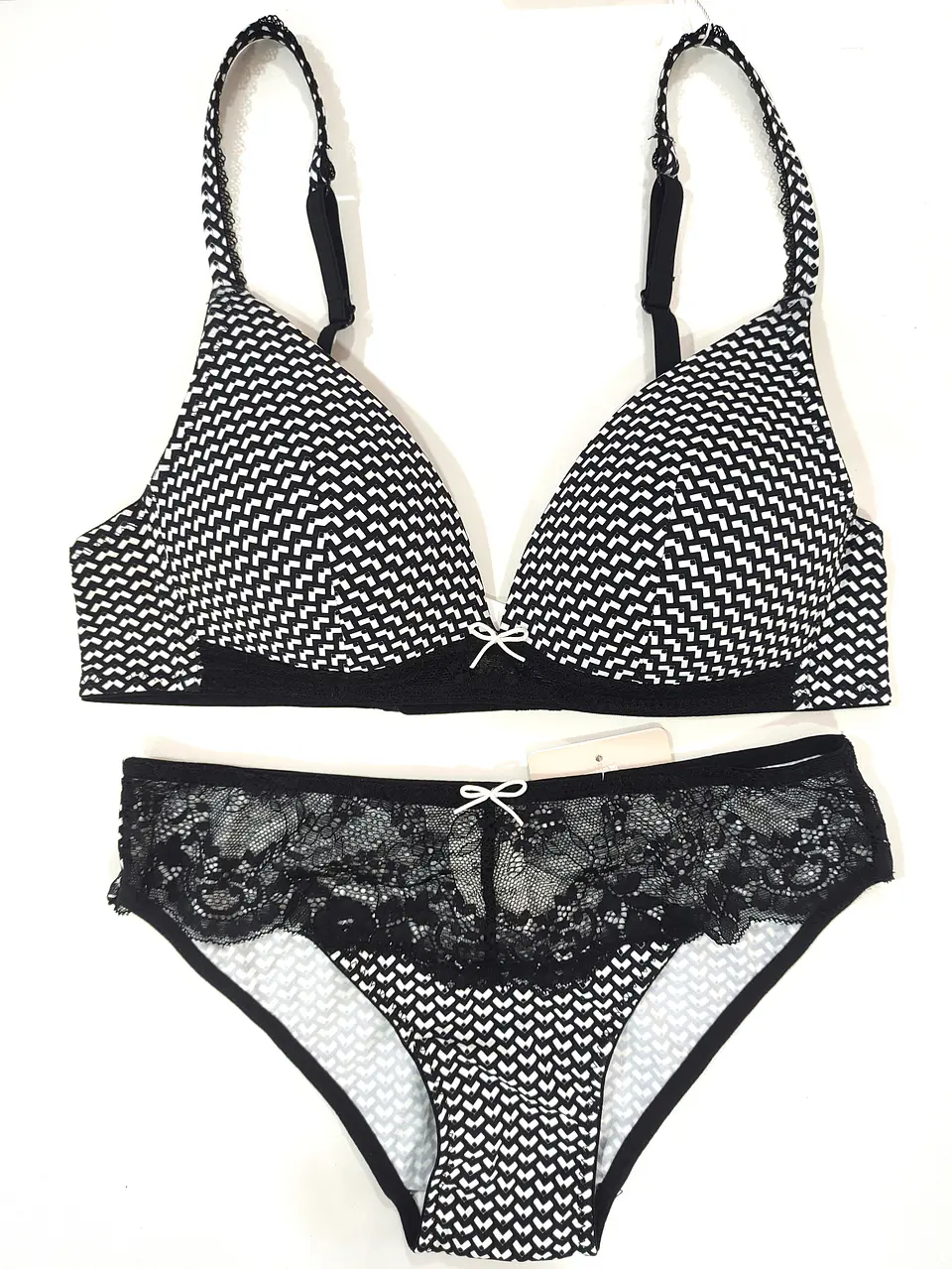 Conjunto de lingerie triangular 1