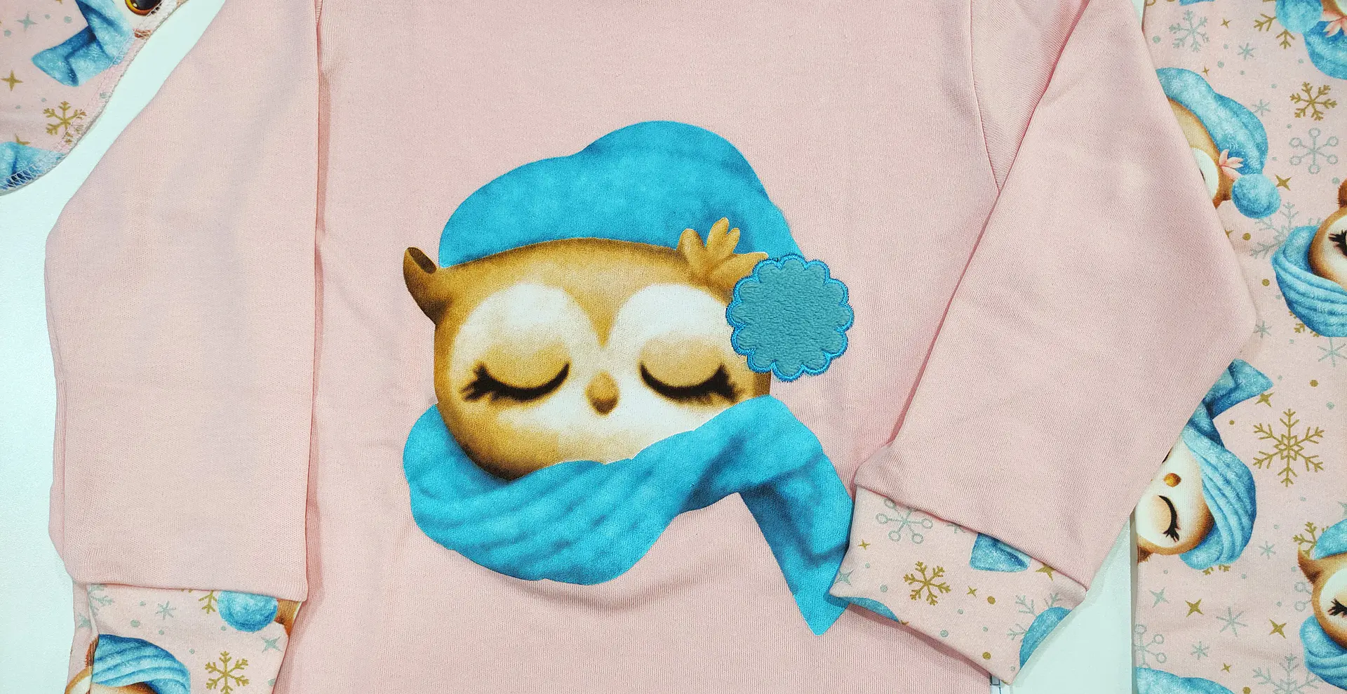 Pijama de criança com venda para os olhos 