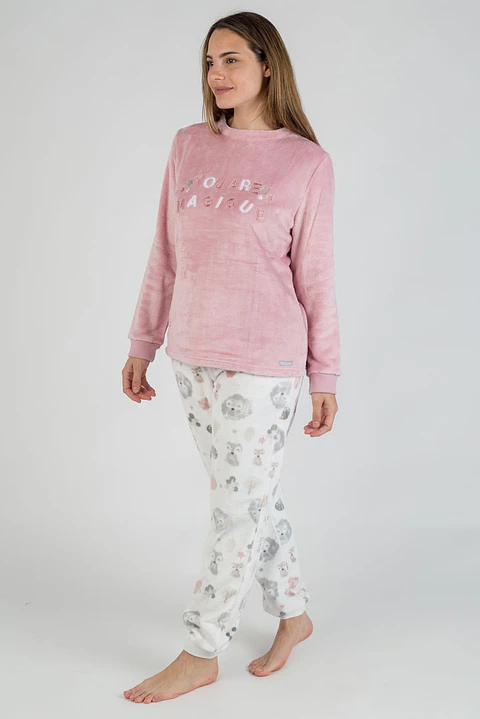 Pijama em coralina "You are Magique"