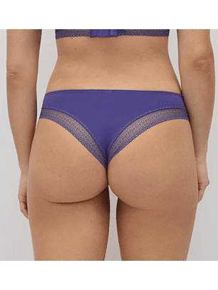 Tanga Brasileira com renda - Ysabel Mora