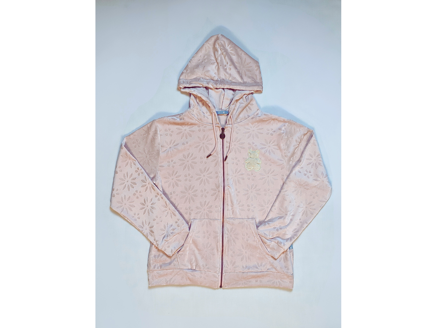 Casaco em veludo com capuz e fecho  2