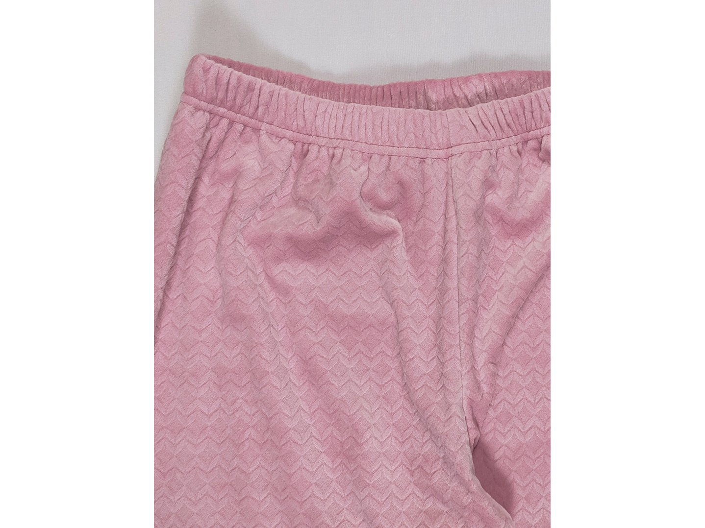 Pijama em Poliéster com Efeito Veludo e Malha Trabalhada 3