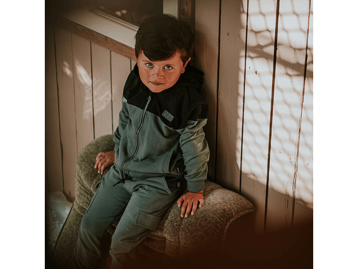 Casaco com capuz em algodão orgânico 2