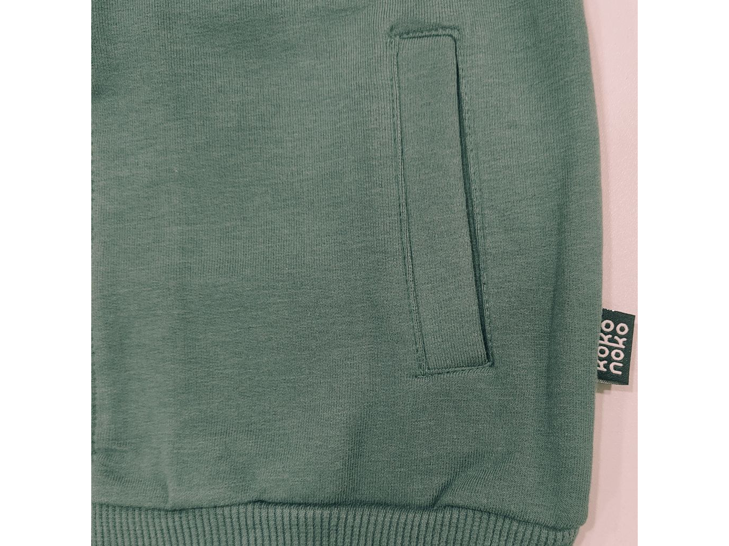 Casaco com capuz em algodão orgânico 4