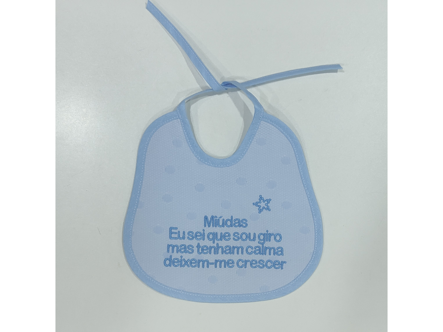 Babete de Atilho Impermeável com Frases Divertidas 5