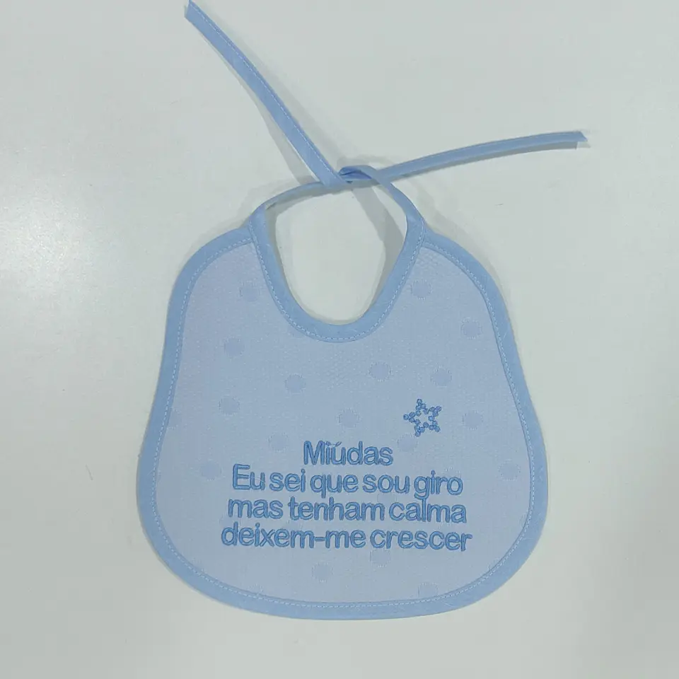Babete de Atilho Impermeável com Frases Divertidas 5