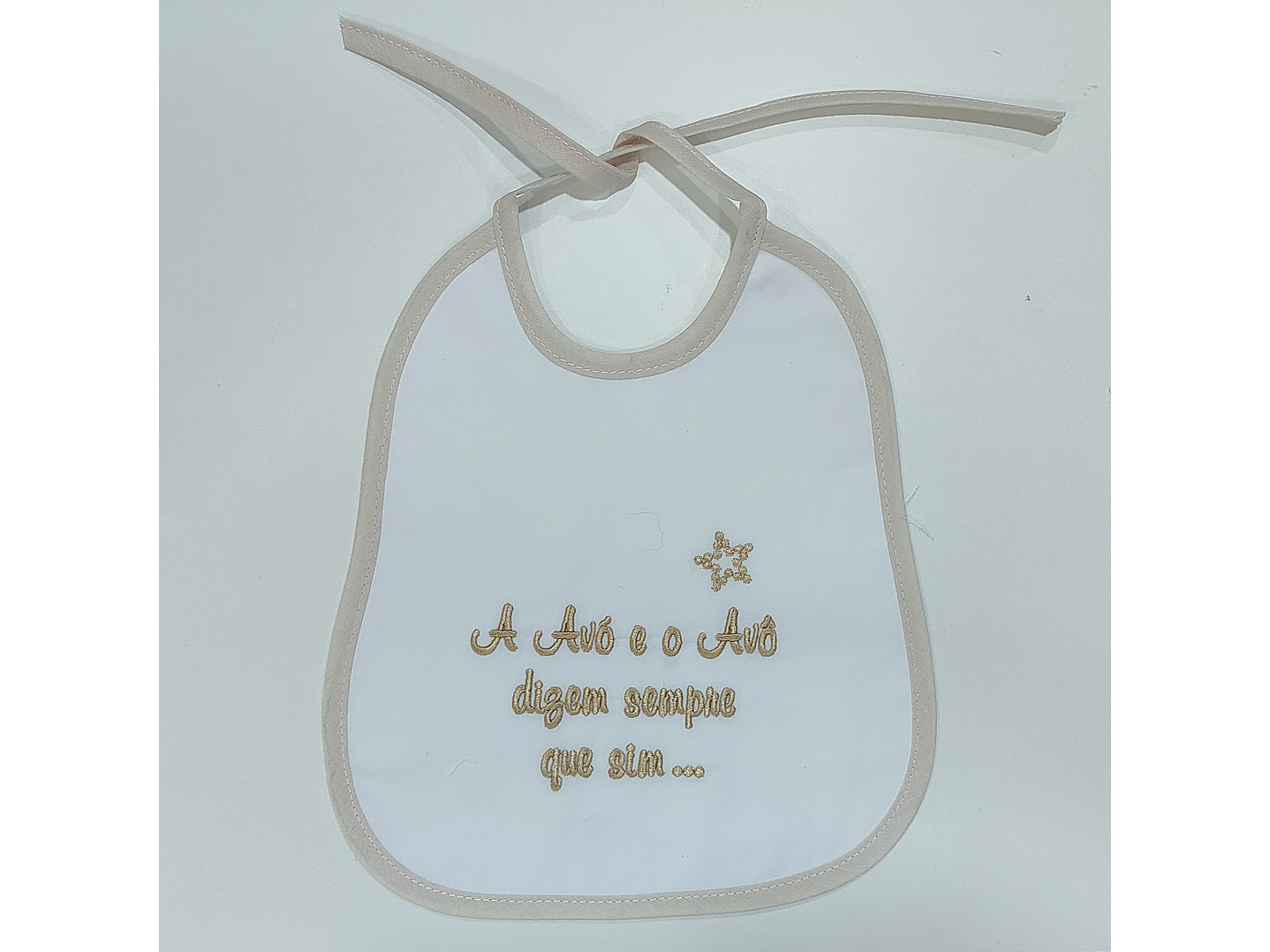 Babete de Atilho Impermeável com Frases Divertidas 7