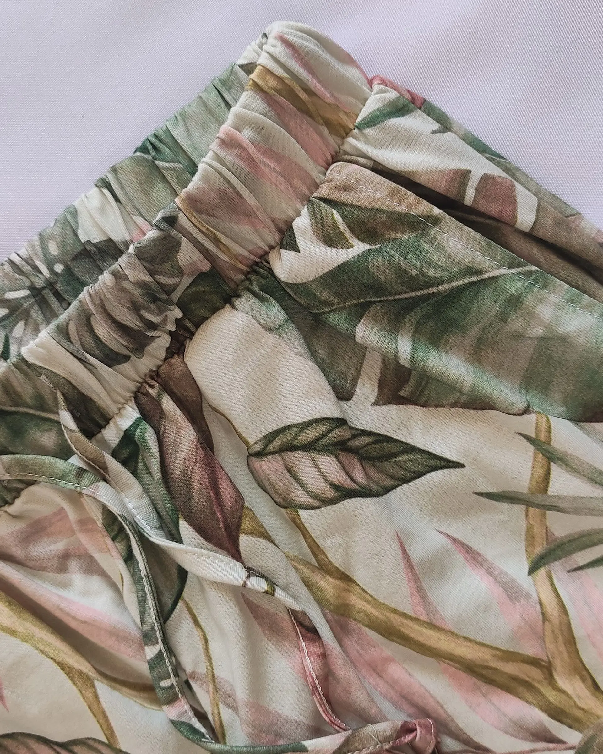 Pijama Rosa Velho com Elefante e Calças Tropicais 6