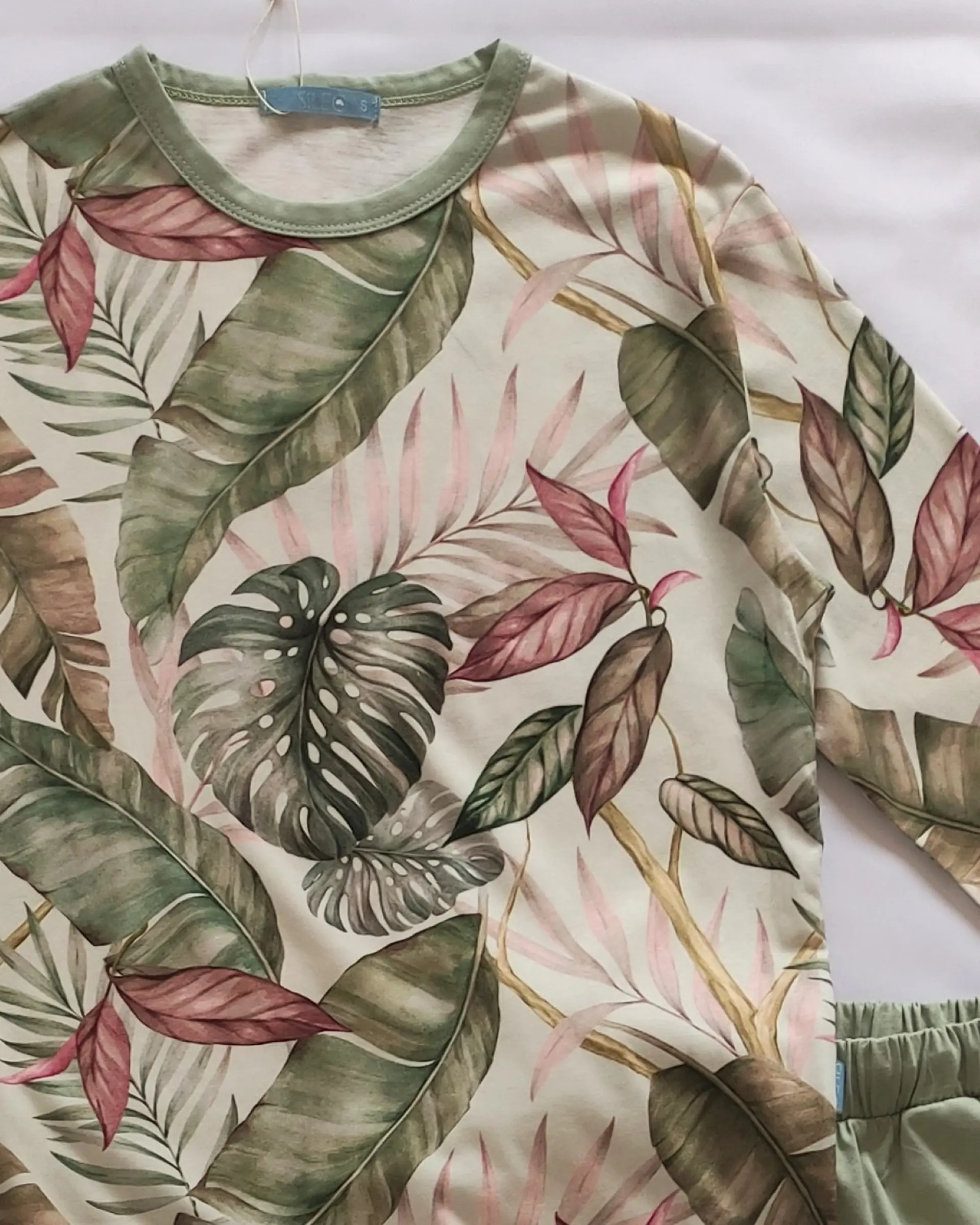 Pijama de mulher em algodão com decote redondo  5